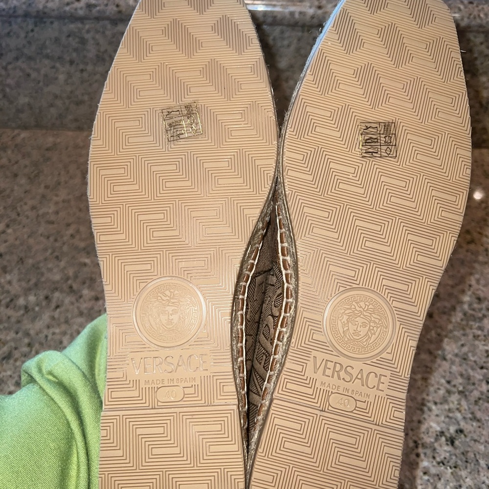 New Versace Espadrilles - Picture 7 of 11